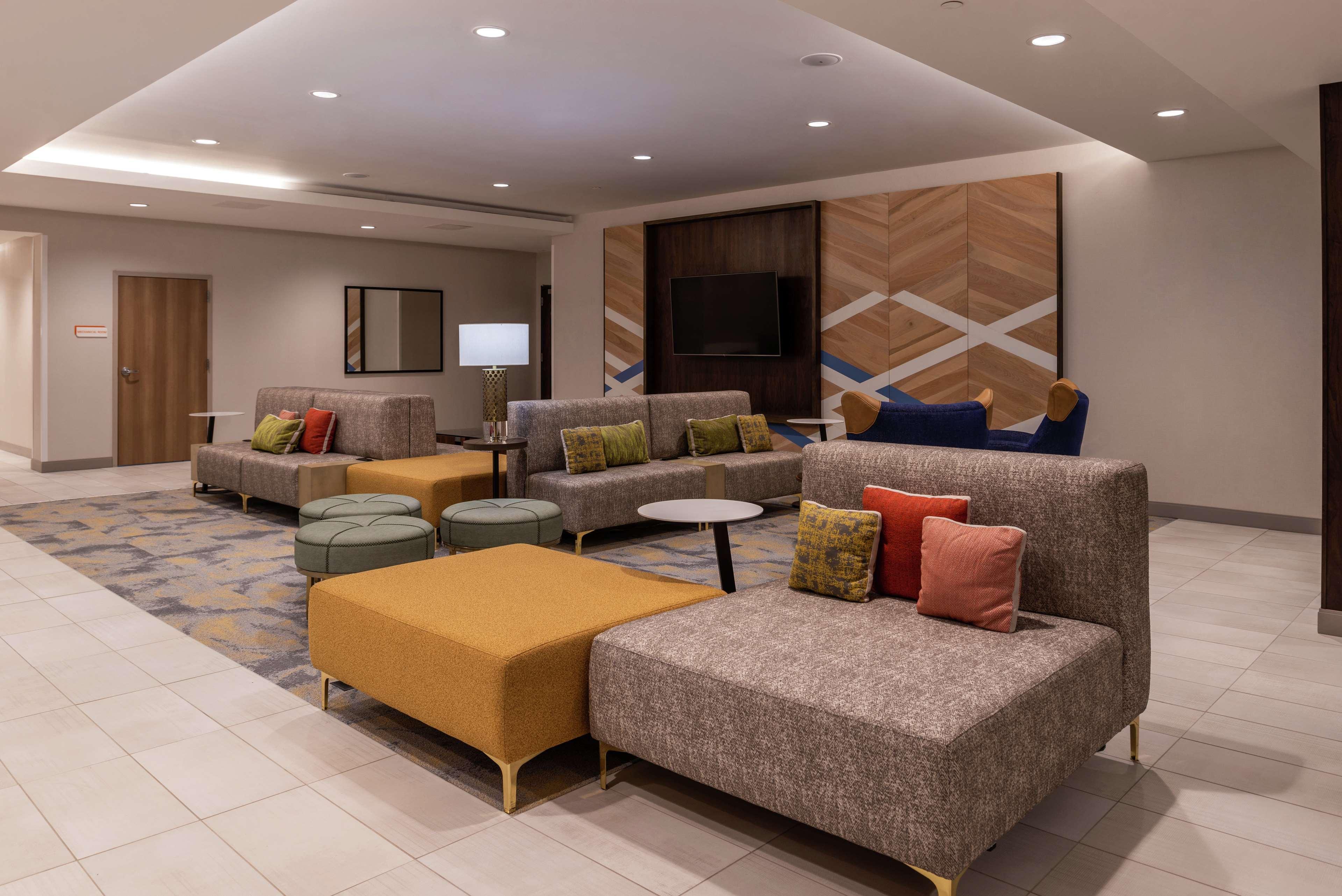 Hilton Garden Inn Kansas City Airport Mo Dış mekan fotoğraf