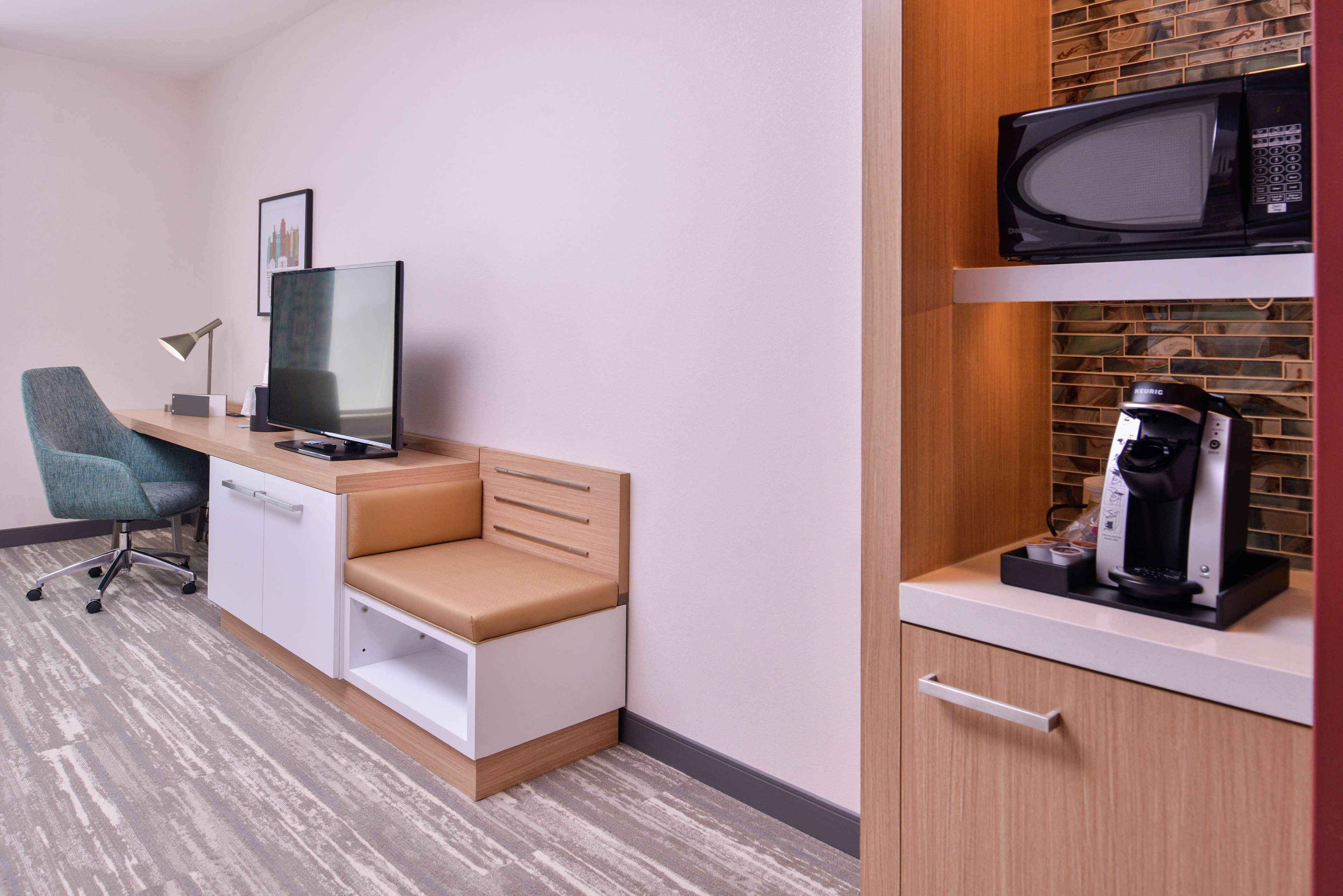 Hilton Garden Inn Kansas City Airport Mo Dış mekan fotoğraf