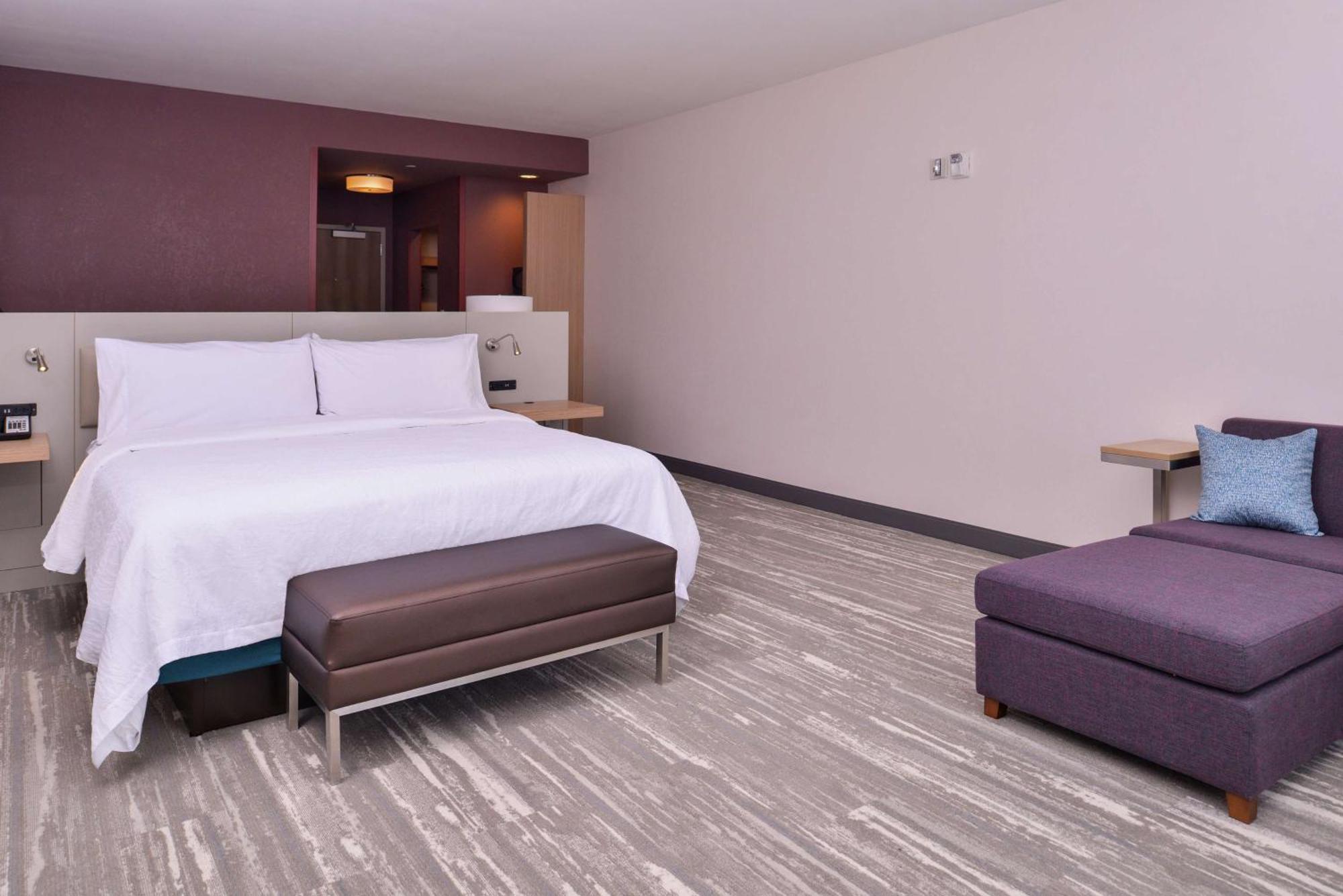 Hilton Garden Inn Kansas City Airport Mo Dış mekan fotoğraf